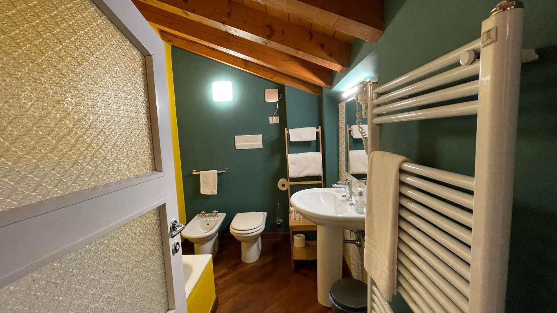 كاسالبوستير لينغو B&B La Borasca 3*, كاسالبوستير لينغو إيطاليا